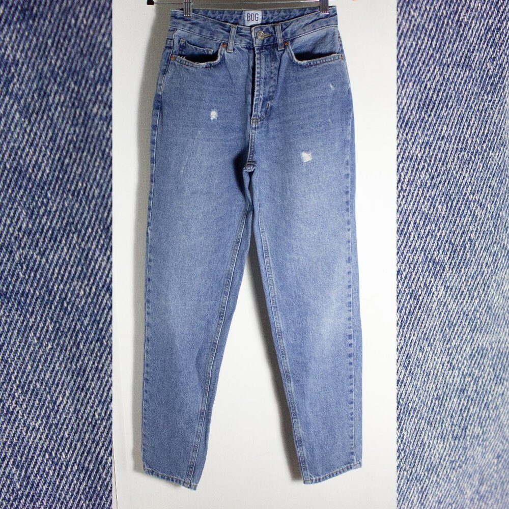 BDG Mom Jeans High Rise straight leg 25 Urban Outfitters OU vintage look